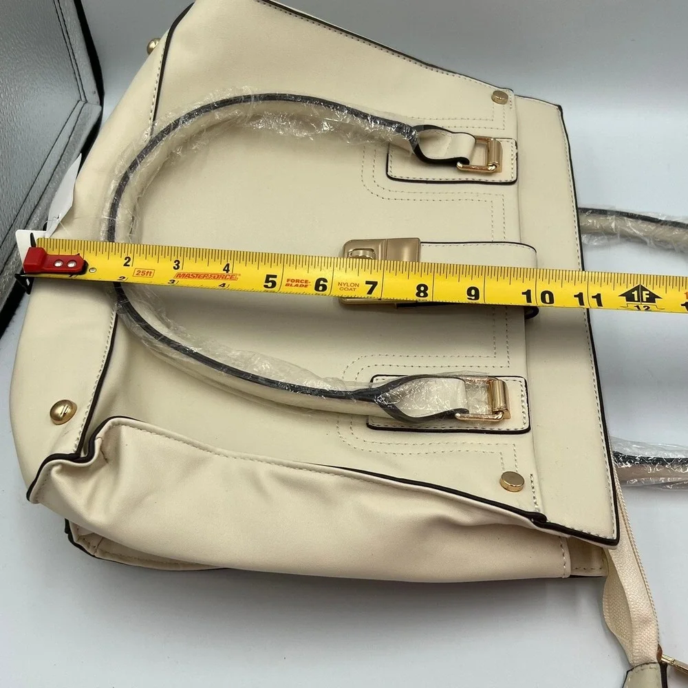 Di Vita Collection Satchel Handbag Womens Medium Cream Brand New Gold Hardware